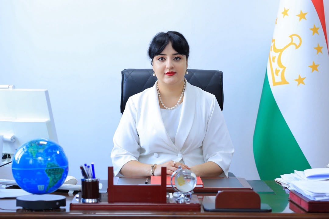 Абдуллозода Мунира,
